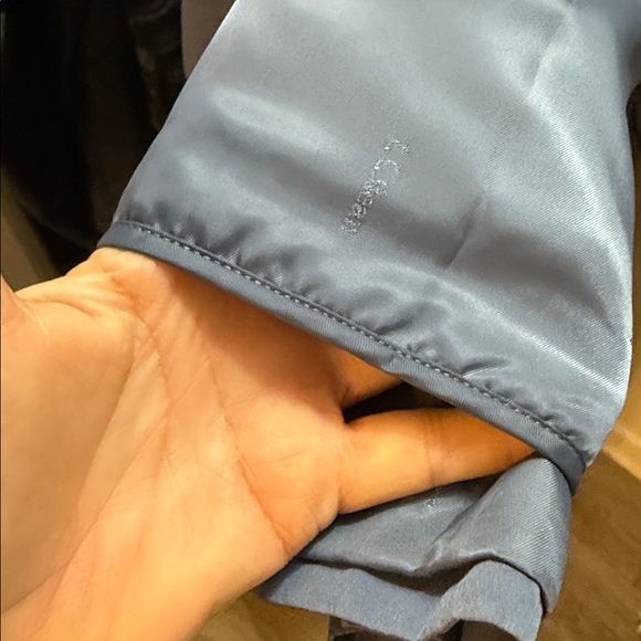 LL Bean trenchcoat, long extra large. NWOT chest 25 - Picture 12 of 12